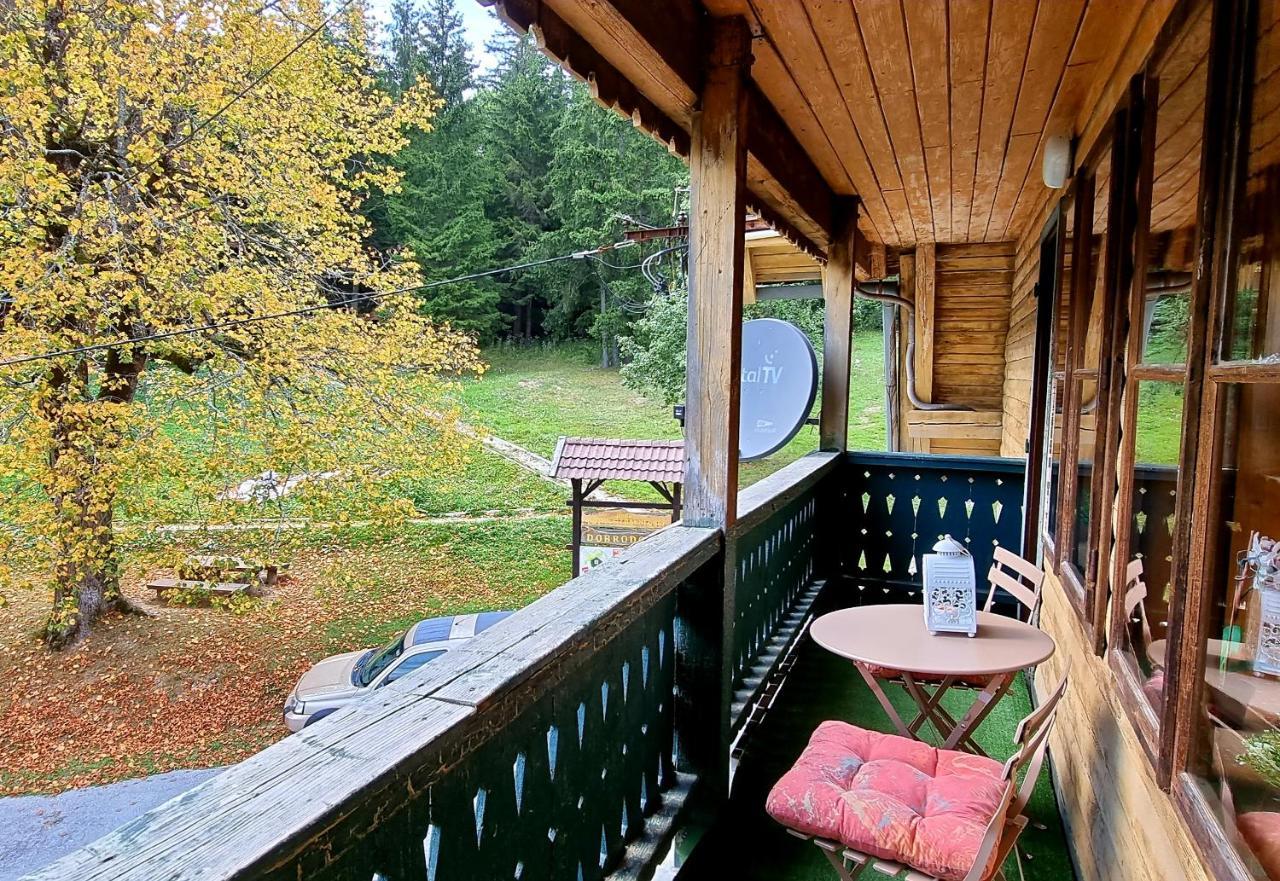 Planinski Dom Na Travni Gori Sodrazica Ngoại thất bức ảnh