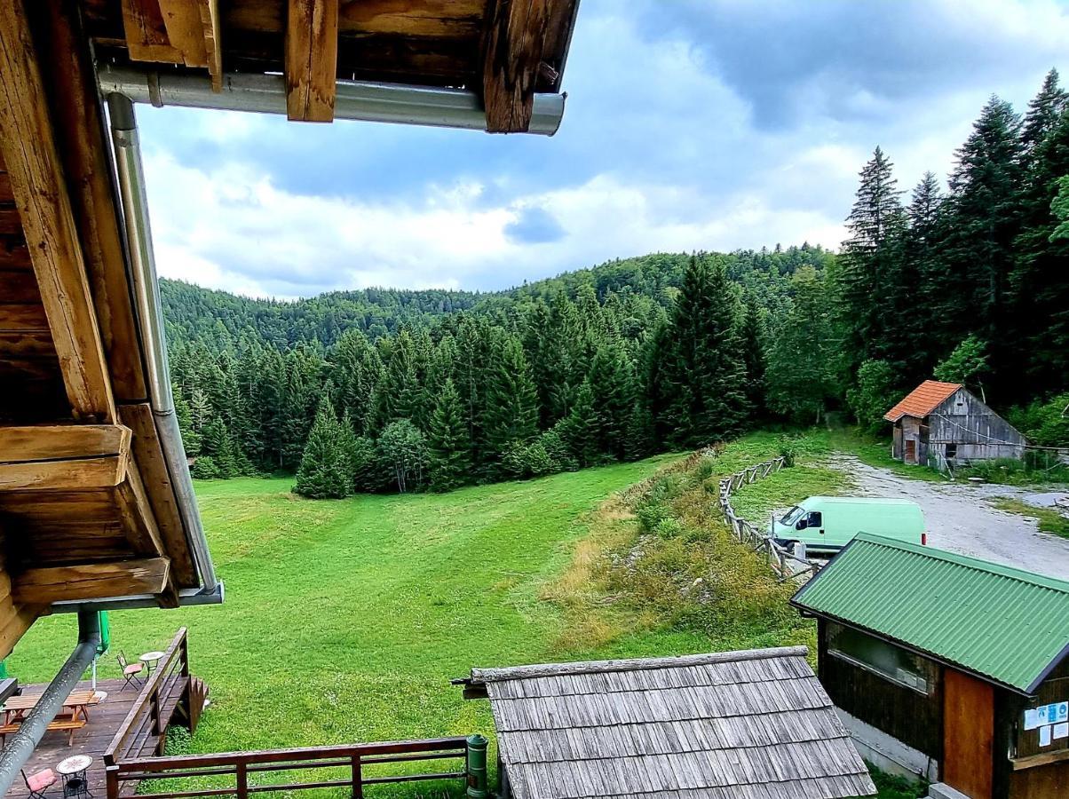 Planinski Dom Na Travni Gori Sodrazica Ngoại thất bức ảnh