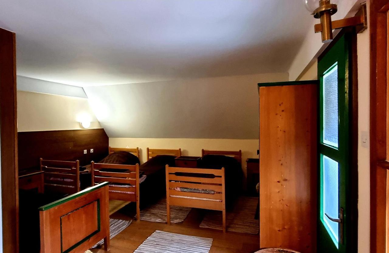 Planinski Dom Na Travni Gori Sodrazica Ngoại thất bức ảnh
